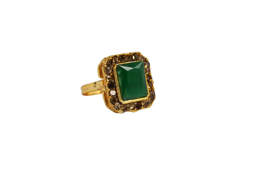 Exquisite Jade Stone and Lacquered Stone Accents Ring